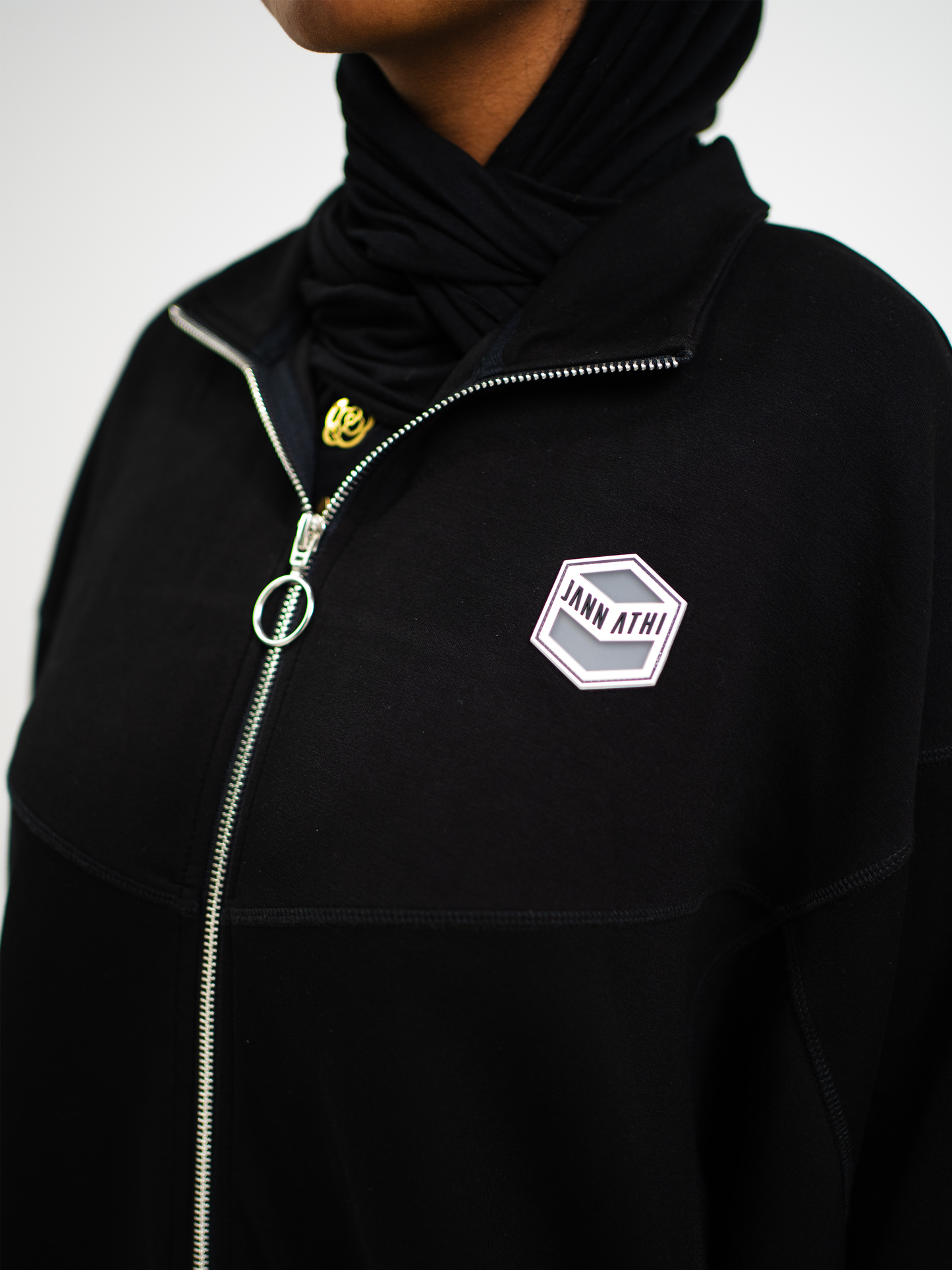 DEEN URBAN™ - ABAYA TECH NOIR